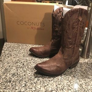 Brown Matisse Cowboy Boots